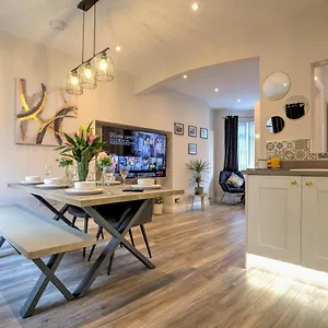 Holiday home The Boutique Cozy Sleeps7 (adults Only), Belfast